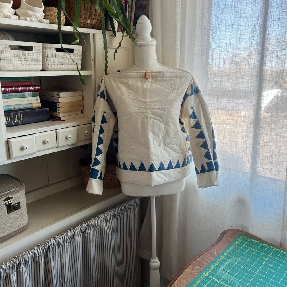 Quilt upcycled pullover sweater size xs-small